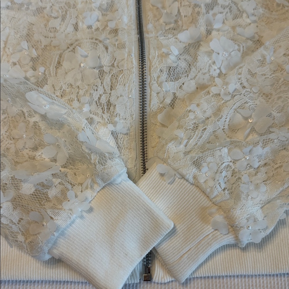 Avec Les Filles Lace Crop Bomber Jacket White Size XS - Picture 11 of 13